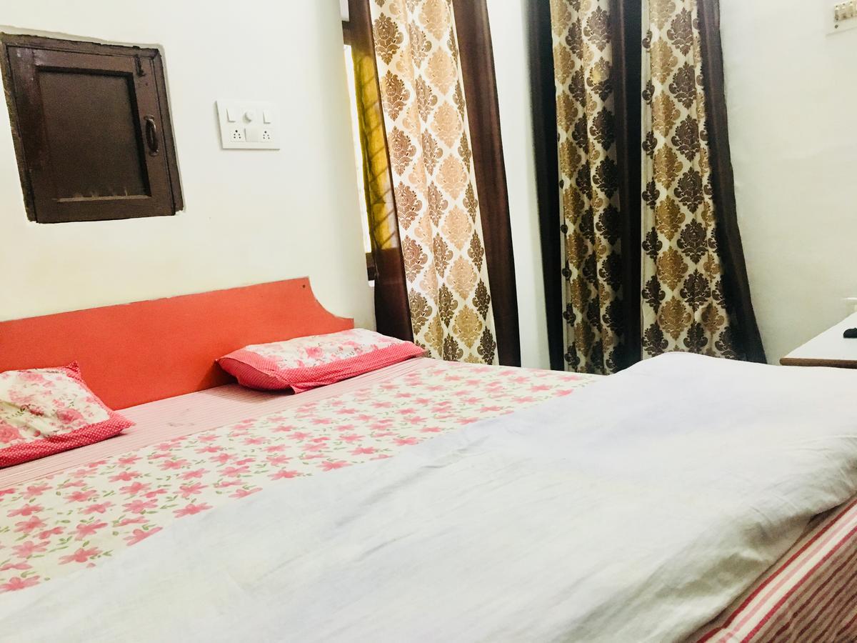 Hotel Heritage Sanyam Nāhan Eksteriør billede