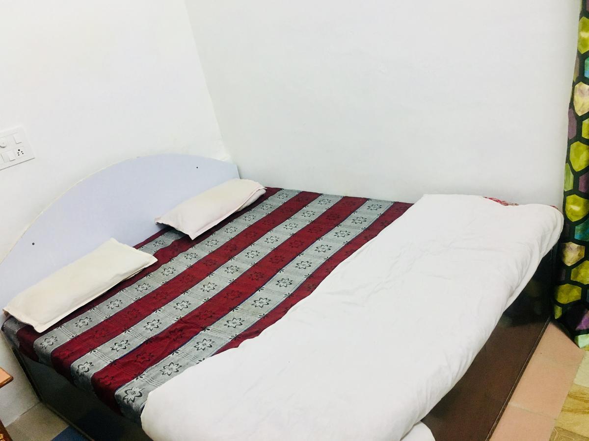 Hotel Heritage Sanyam Nāhan Eksteriør billede